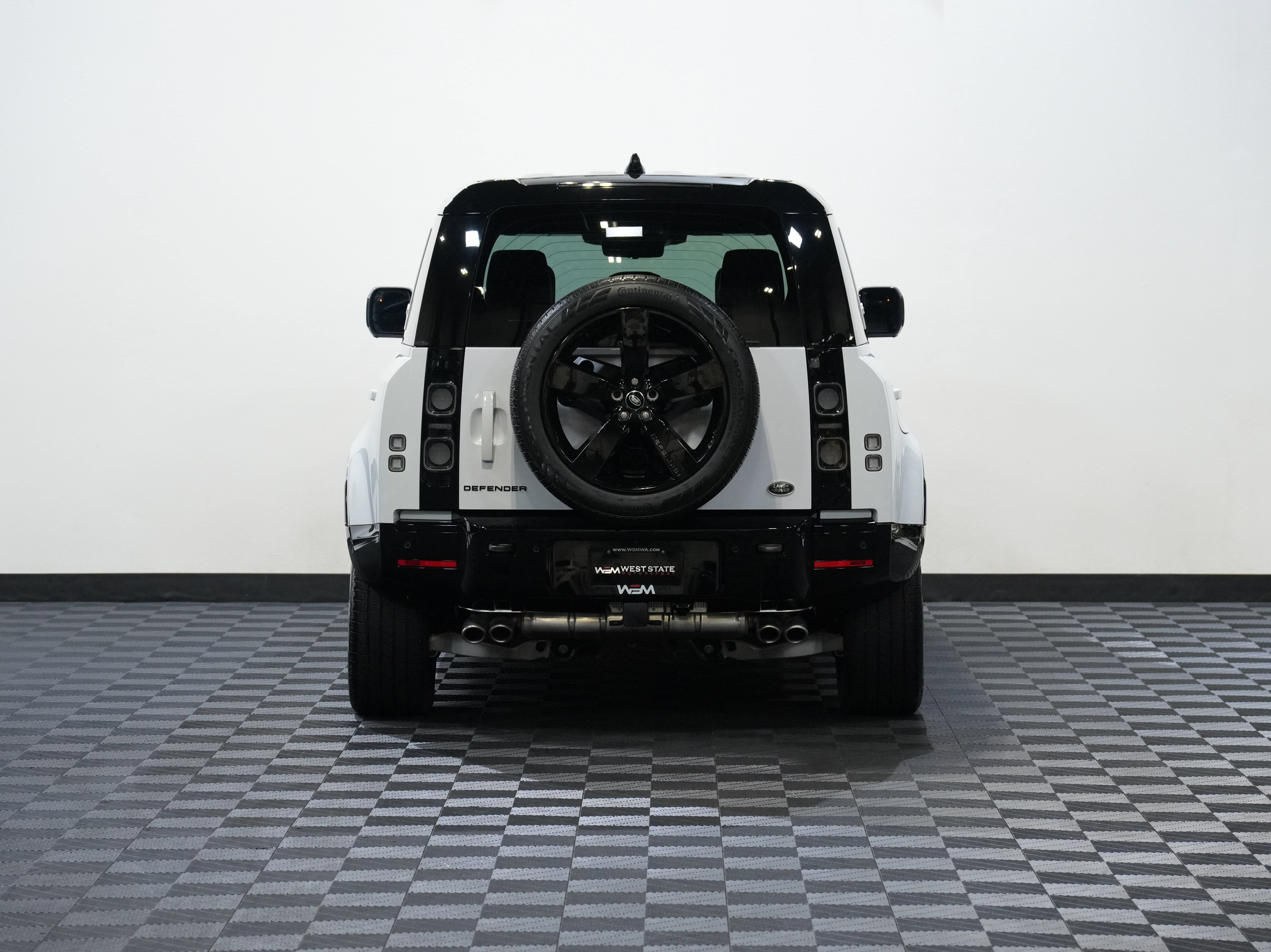 Used 2022 Land Rover Defender 110 V8 AWD/4WD image 7