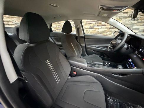 Certified 2023 Hyundai Elantra SEL image 15