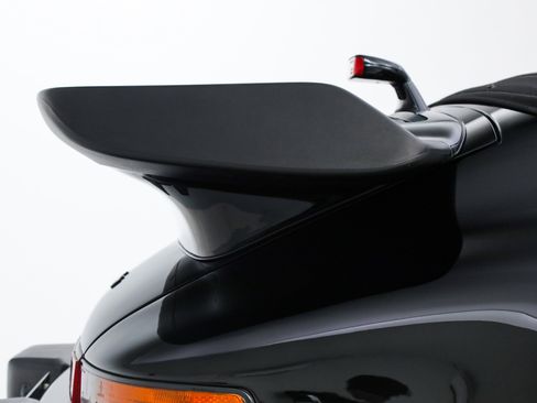 Used 1989 Porsche 911 Turbo RWD image 11