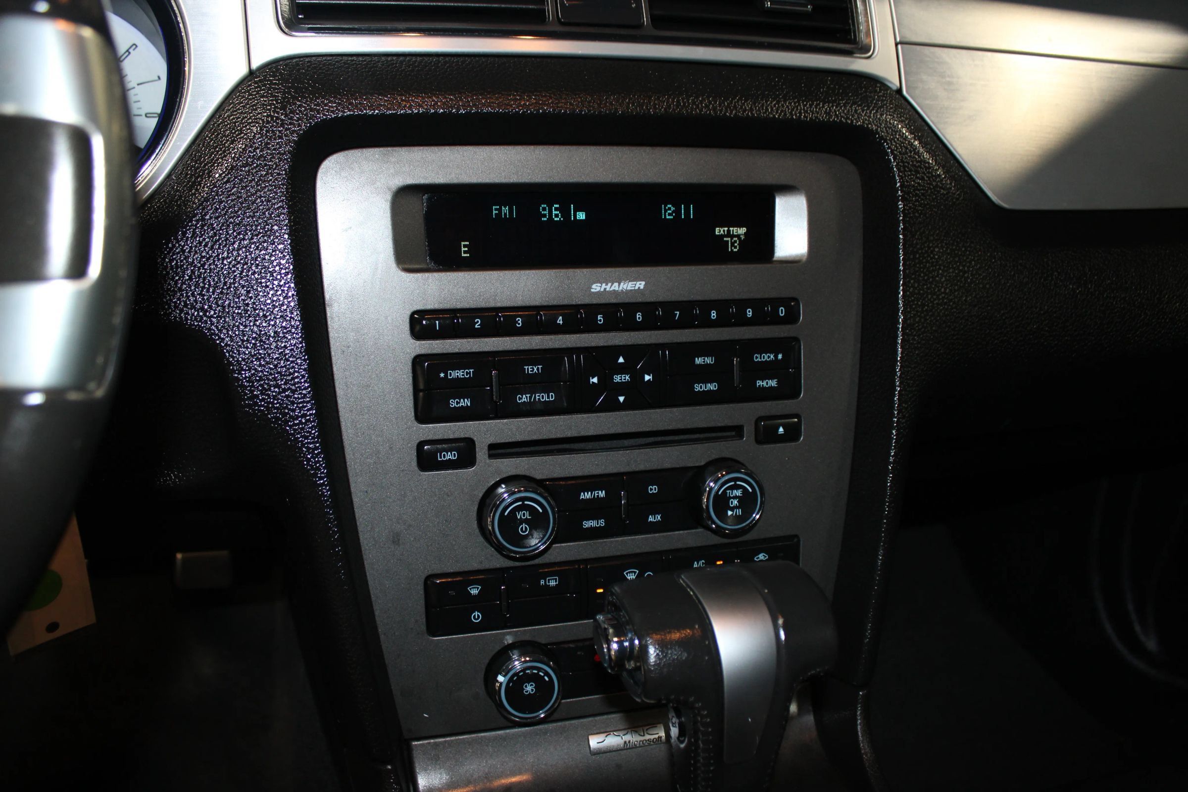 Used 2011 Ford Mustang GT Premium w/ Comfort Pkg RWD image 16