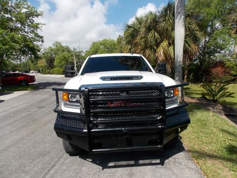 Used 2017 GMC Sierra 2500 4x4 Double Cab w/ Sierra Convenience Package image 12