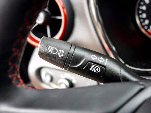 Used 2025 Chevrolet Blazer RS image 19