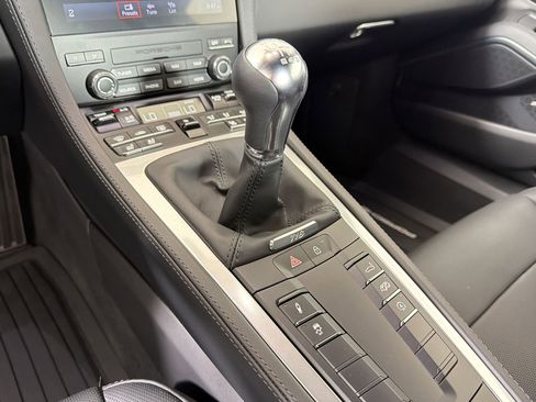 Certified 2025 Porsche 718 Cayman GTS RWD image 19