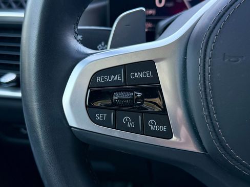 Used 2025 BMW X5 xDrive40i w/ M Sport Package image 37