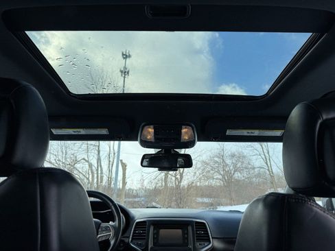 Used 2014 Jeep Grand Cherokee Limited image 22