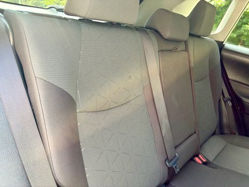 Used 2024 Toyota RAV4 XLE AWD/4WD image 18