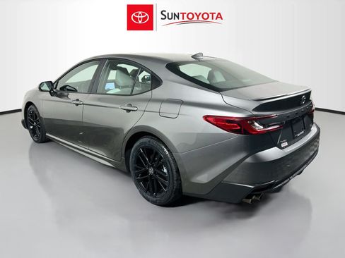 Used 2026 Toyota Camry SE FWD image 6