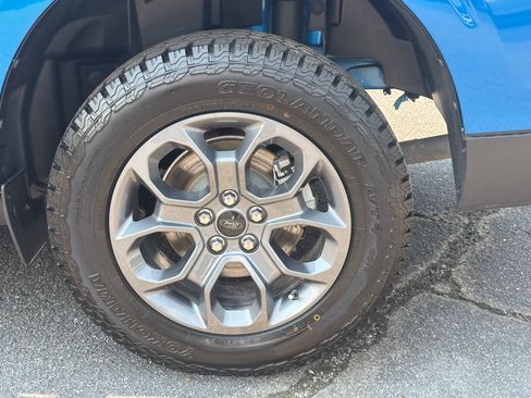 Used 2025 Ford Maverick XLT w/ Equipment Group 302A AWD/4WD image 34