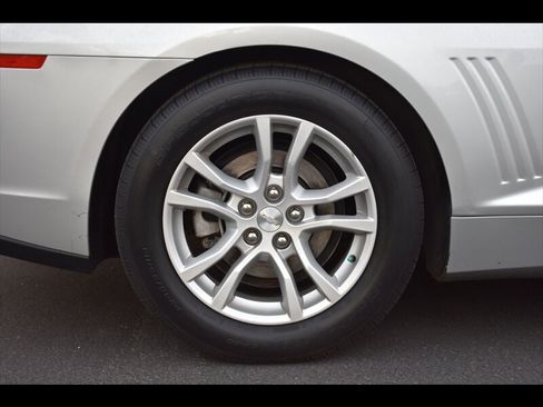 Used 2015 Chevrolet Camaro LS RWD image 32