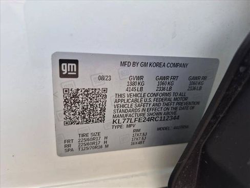 Used 2024 Chevrolet Trax LS w/ LS Convenience Package FWD image 23