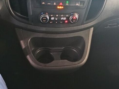 Used 2020 Mercedes-Benz Metris Passenger image 27