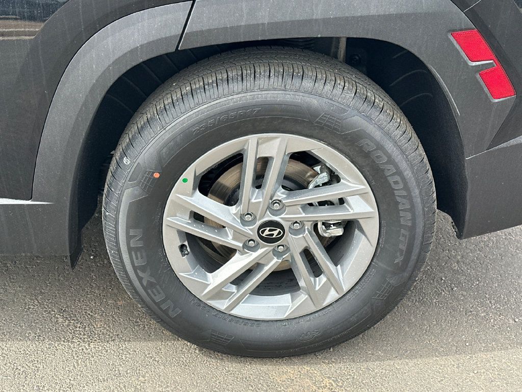 Certified 2026 Hyundai Tucson SE FWD image 18