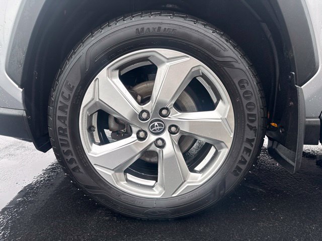 Certified 2020 Toyota RAV4 Limited AWD/4WD image 11