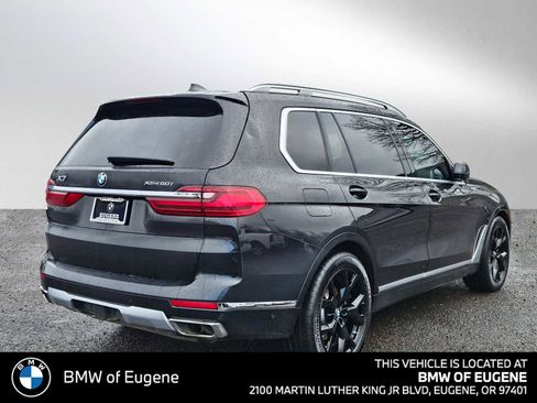 Used 2019 BMW X7 xDrive50i w/ Premium Package AWD/4WD image 3