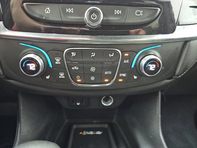 Used 2023 Chevrolet Traverse LT AWD/4WD image 9