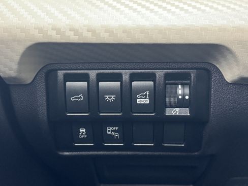 Used 2022 Subaru Ascent Premium w/ Convenience Package image 32