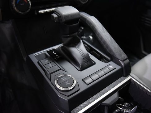 Used 2024 Toyota Tacoma SR5 image 21