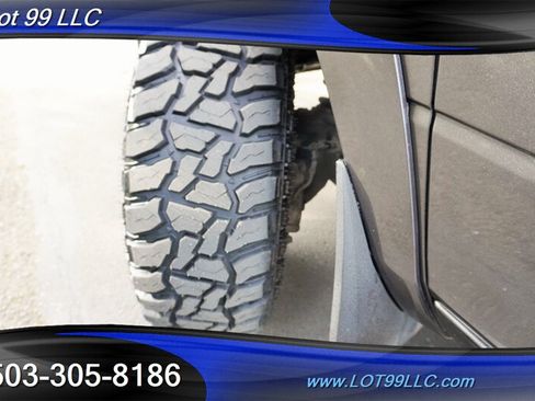 Used 2018 RAM 2500 Laramie w/ Sport Appearance Group AWD/4WD image 4