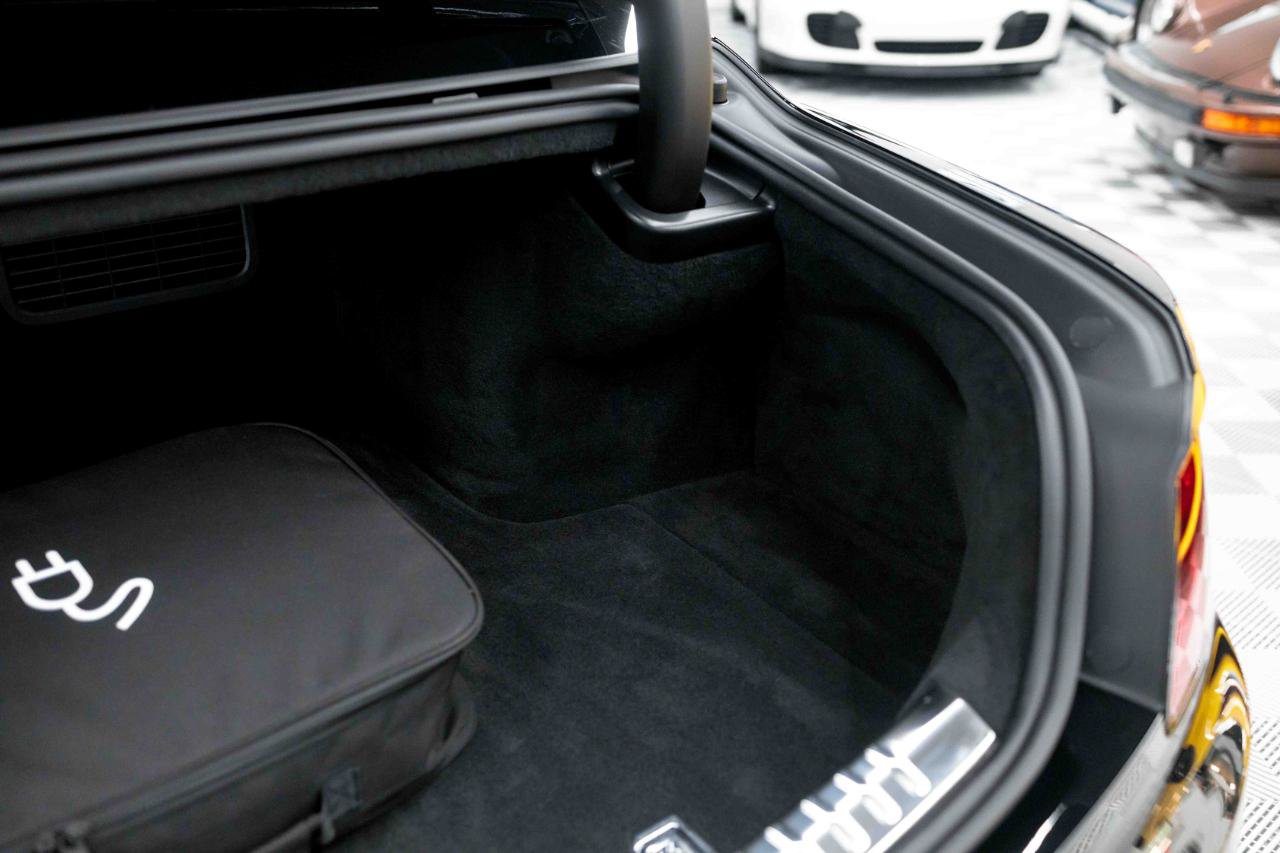 Used 2025 Bentley Flying Spur Plug-In Hybrid AWD/4WD image 94
