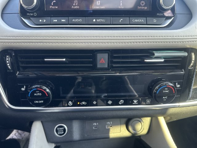Used 2023 Nissan Rogue SL AWD/4WD image 26