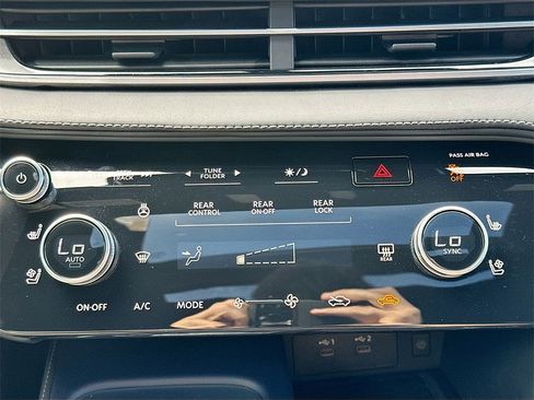 Used 2026 INFINITI QX60 Sport w/ Dark Cargo Package image 17