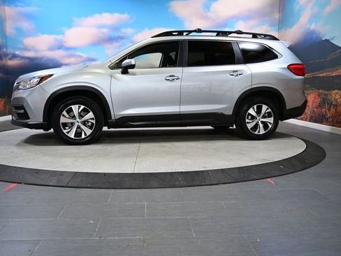 Used 2022 Subaru Ascent Premium w/ Convenience Package image 5