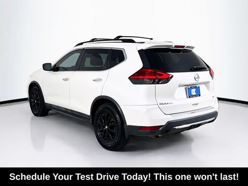 Used 2017 Nissan Rogue SV w/ Midnight Edition Package FWD image 5