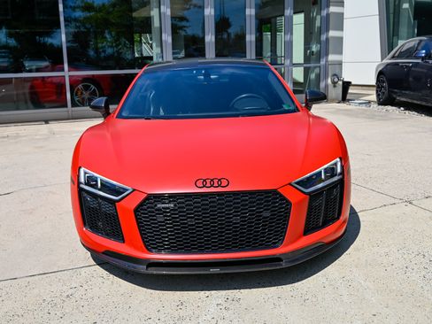 Used 2017 Audi R8 V10 plus AWD/4WD image 2