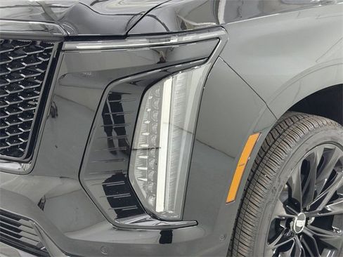 Certified 2025 Cadillac Escalade Sport Platinum w/ LPO, ONYX Package image 15