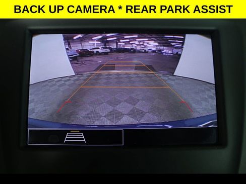 Used 2024 Chevrolet Equinox LS w/ LS Convenience Package image 8