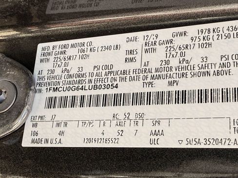 Used 2020 Ford Escape SE image 28