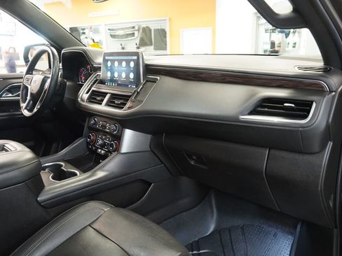 Used 2021 Chevrolet Suburban Z71 w/ Z71 Signature Package AWD/4WD image 41