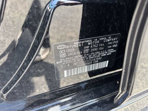 Used 2026 Genesis G70 2.5T RWD image 36