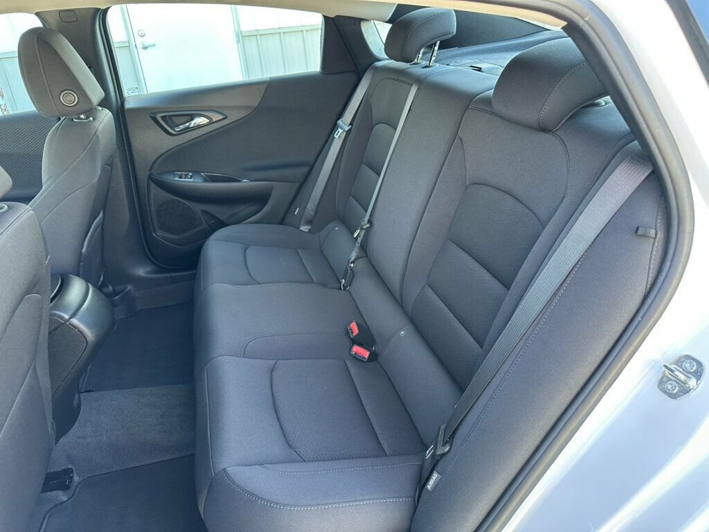 Used 2023 Chevrolet Malibu LS FWD image 20