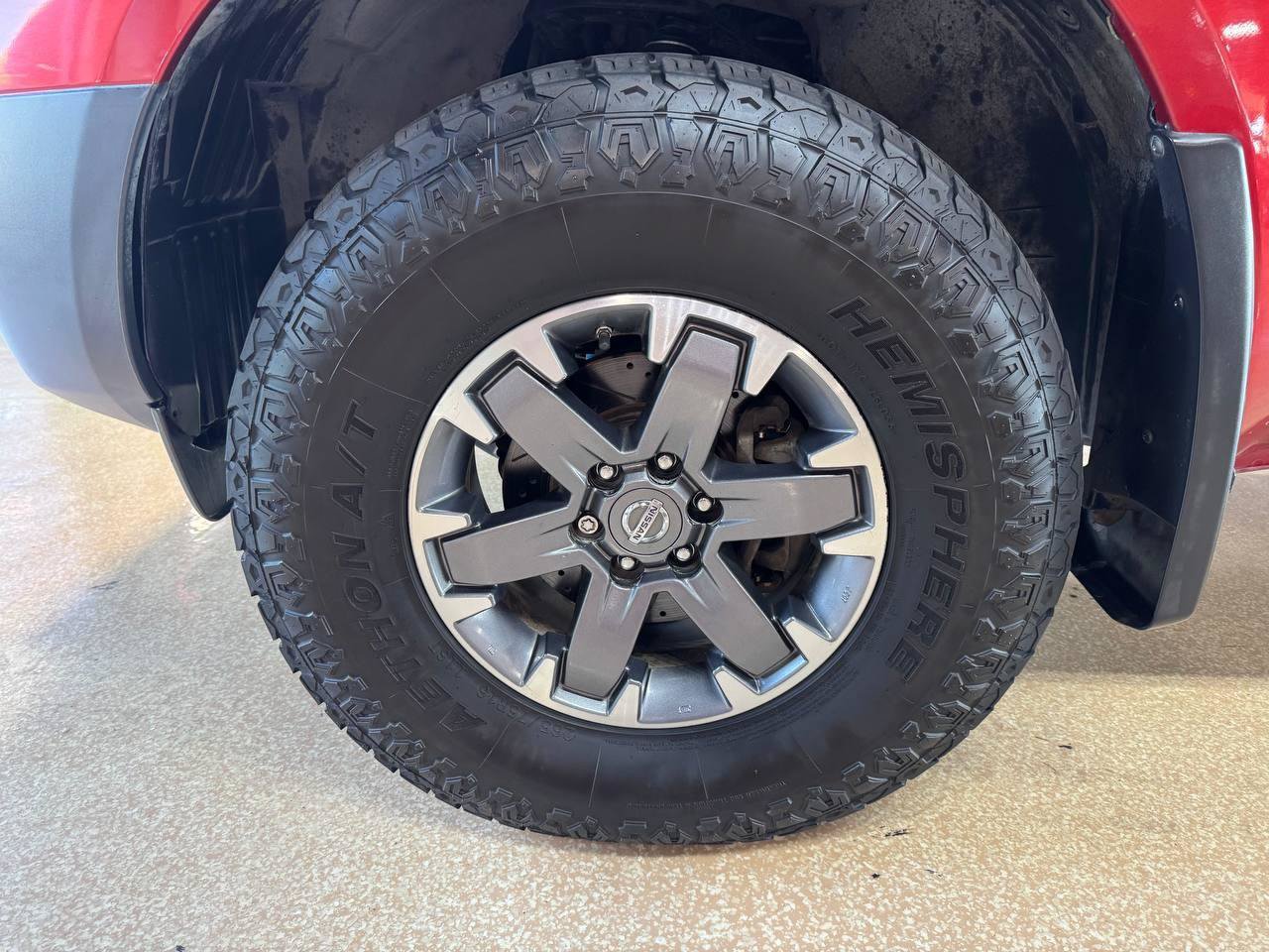 Used 2017 Nissan Frontier PRO-4X AWD/4WD image 41