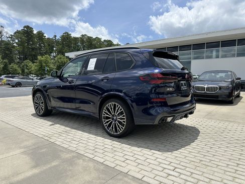 Used 2026 BMW X5 xDrive40i w/ M Sport Package AWD/4WD image 3