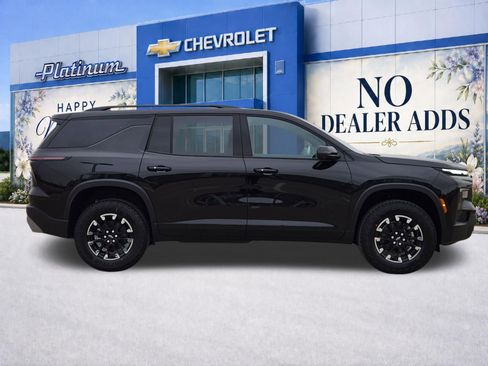 New 2026 Chevrolet Traverse Z71 w/ Driver Confidence Package AWD/4WD image 7