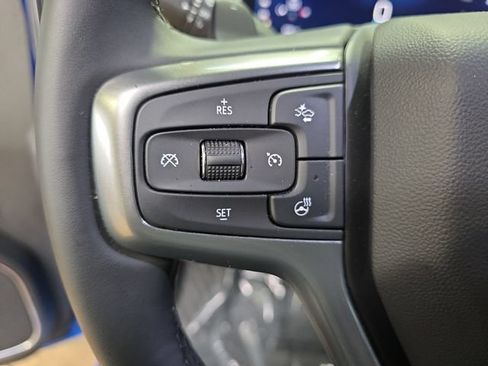 Used 2026 Chevrolet Silverado 1500 LT Trail Boss w/ LT Trail Boss Premium Package AWD/4WD image 18