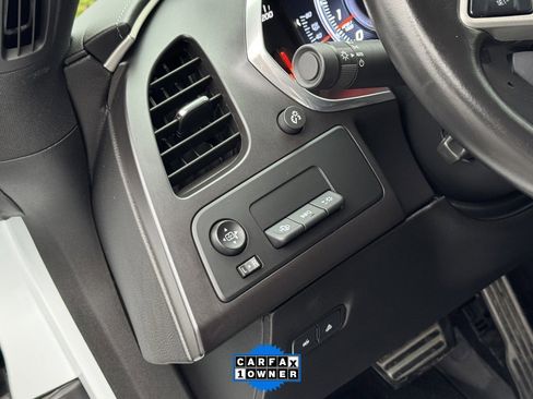 Used 2019 Chevrolet Corvette Stingray Coupe image 32