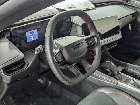 New 2026 Dodge Charger R/T AWD/4WD image 14