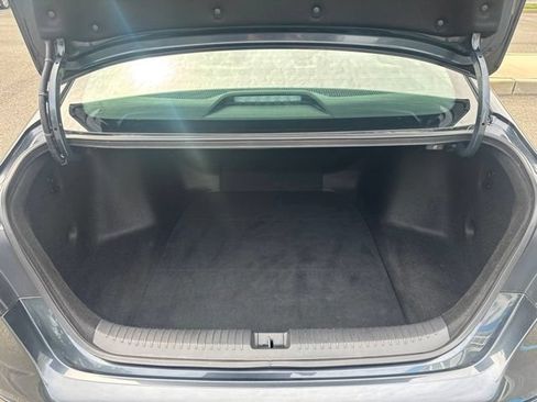 Used 2023 Honda Accord LX image 12