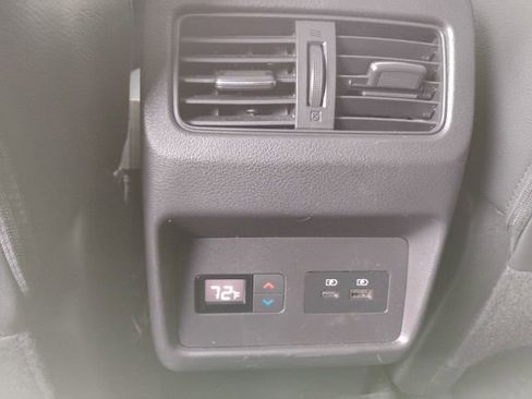 Used 2021 Nissan Rogue SL w/ Premium Package image 13