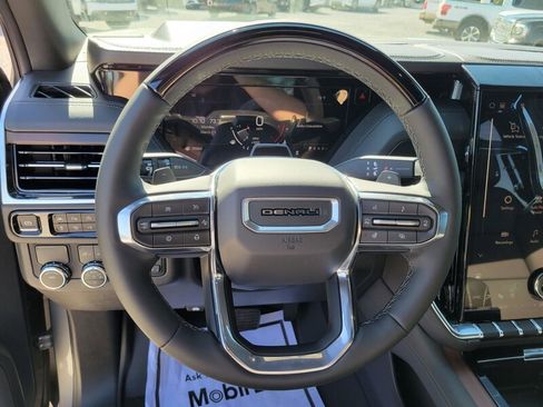 New 2026 GMC Yukon Denali w/ Denali Reserve Package RWD image 13