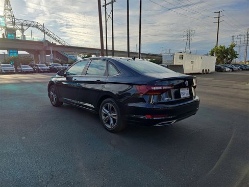 Used 2019 Volkswagen Jetta R-Line image 7