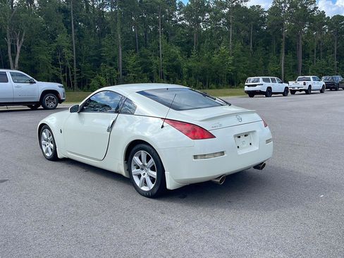 Used 2004 Nissan 350Z Enthusiast w/ Aerodynamics Pkg RWD image 5