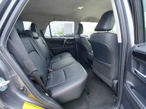 Used 2020 Toyota 4Runner TRD Off-Road Premium AWD/4WD image 23