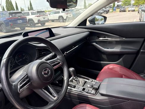 Used 2022 MAZDA CX-30 AWD 2.5 S w/ Preferred Package image 4