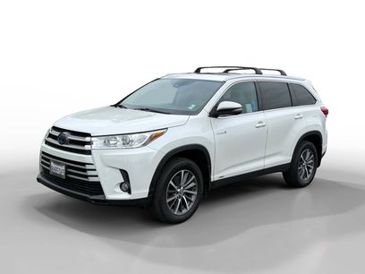 Used 2019 Toyota Highlander XLE