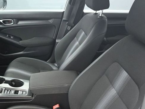 Used 2025 Honda Civic Sport image 25