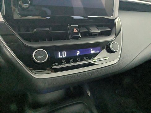 Used 2023 Toyota Corolla LE image 17